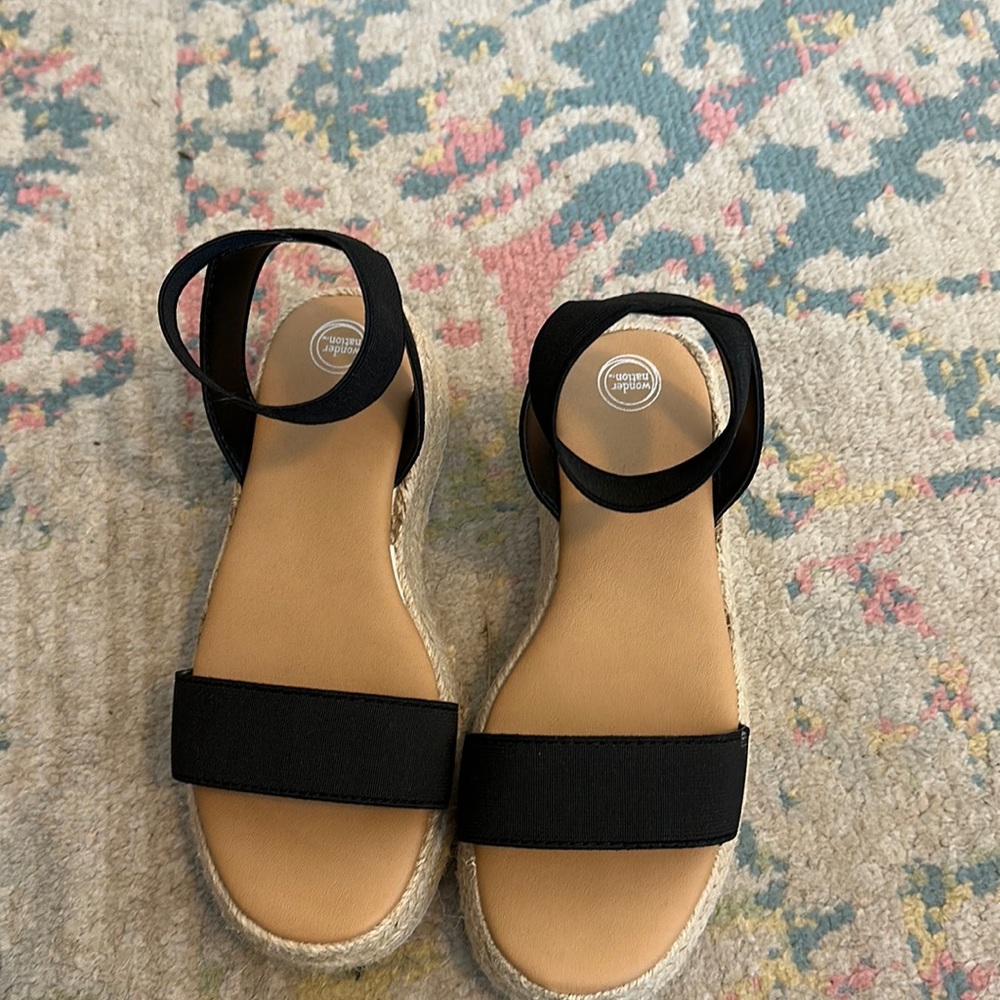 Wonder Nation Girls Platform sandals